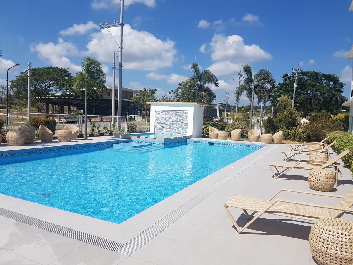 Microtel By Wyndham South Forbes Near Nuvali 3* Santa Rosa (Laguna)